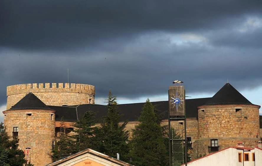 Apartamento Castilla لاس نافاس ديل ماركيز المظهر الخارجي الصورة